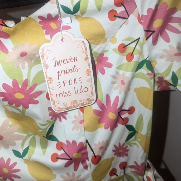 Ms Lulo 50s Style Floral pleated Dress (NWT) - Picture 6 of 7
